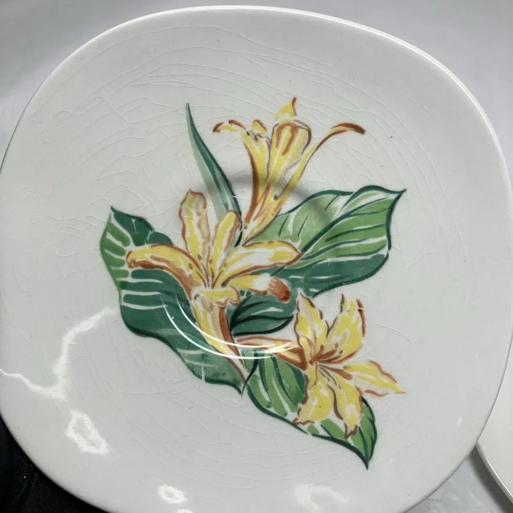 Taylor Smith & Taylor Conversation Day Lily Set Of 4 Saucers DAYLILY